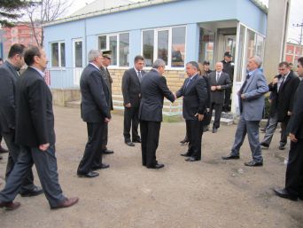 Savunma Bakanı Sn.İsmet Yılmaz'ın Arsin Osb Ziyereti