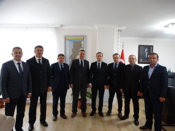 Arsin Osb’ Nin Yeni Yönetim Kurulundan Arsin Kaymakamı’na Ziyaret