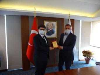 Trabzon Arsin Osb’ Den Okullara Dezenfektan Yardımı