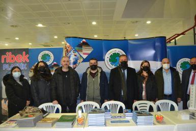 Öğrenci̇lerle Sanayi̇ci̇ler Kari̇yer Fuarinda Buluştu