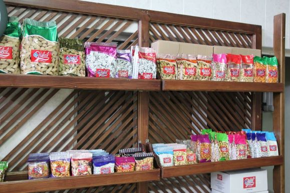 55 YILDIR SEKTÖRDE ÜRETİM YAPAN HİLAL KURUYEMİŞ, İHRACATA DA EL ATTI