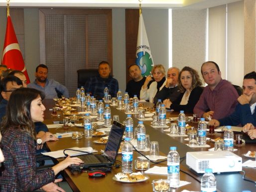 DIŞ TİCARET BİLGİLENDİRME SEMİNERİ DÜZENLENDİ