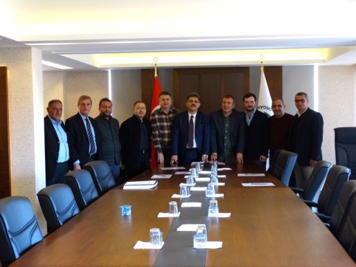 ARSİN OSB DEN ARSİN BELEDİYESİNE VİNÇ...