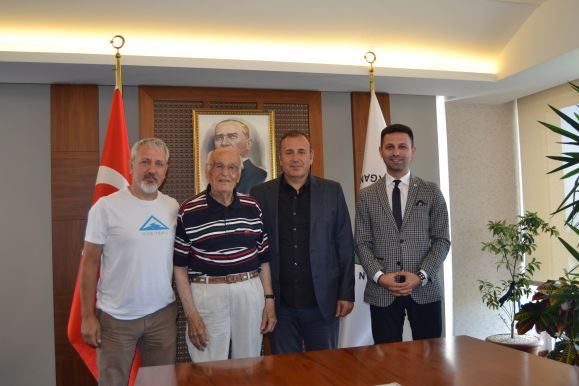 BAŞKAN ERKUT ÇELEBİ’YE ANLAMLI ZİYARET