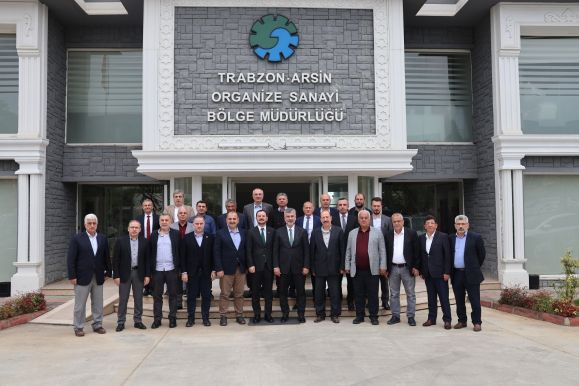 TRABZON ARSIN OSB’YE AK PARTI MILLETVEKILI ADAYINDAN ZIYARET