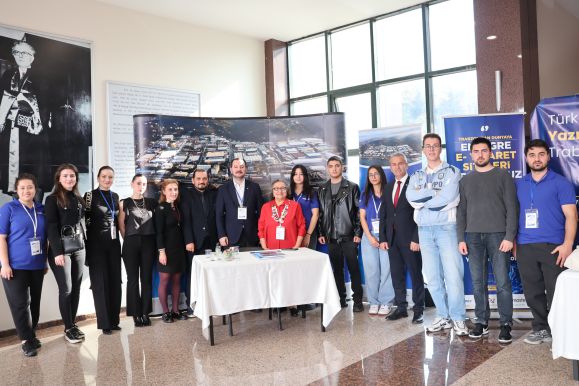 BAŞKANIMIZ DURSUN ALİ SAKARYA, KTÜ İNSAN KAYNAKLARI VE KARİYER KONGRESİ’NDE GENÇLERLE BULUŞTU