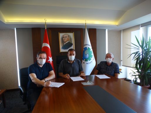 TRABZON ARSIN OSB’DE ÇATI TIPI GÜNEŞ ENERJI SANTRALINDE İLK BAĞLANTI YAPILDI