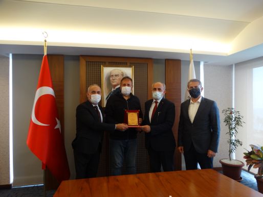 TRABZON ARSİN OSB’YE EĞİTİME KATKI PLAKETİ